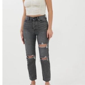 BDG High-Waisted Slim Straight Jean – Washed Black